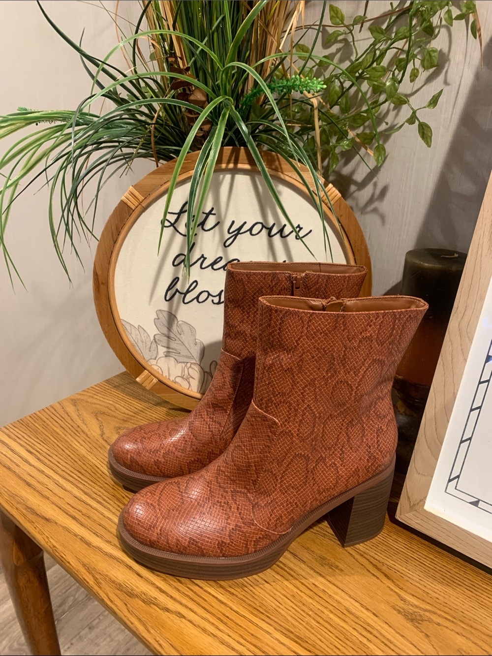 Women's Tan Textured Leather Block Heel Ankle Boots